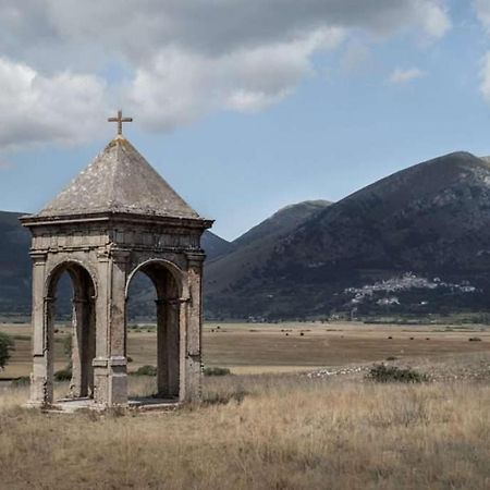 Appartamento Vista Panoramica Altopiano Delle Rocche Terranera Esterno foto