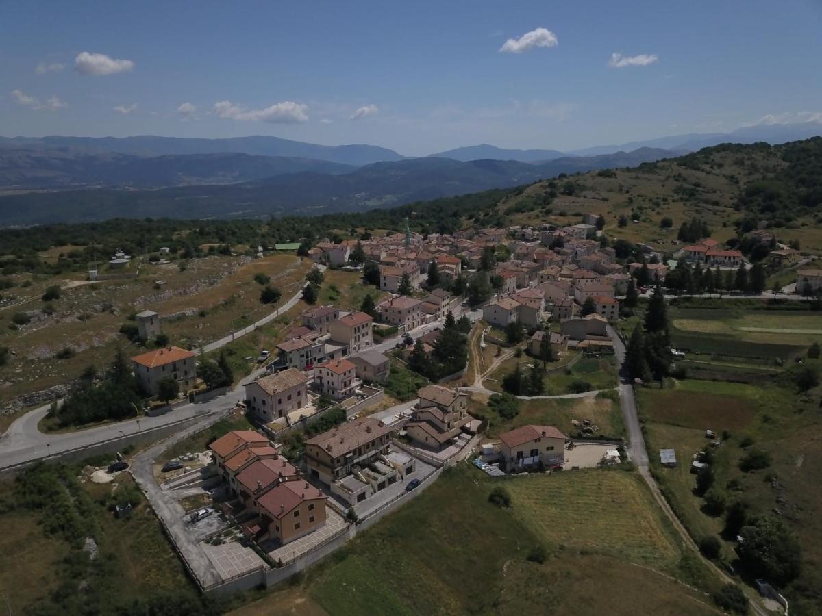 Appartamento Vista Panoramica Altopiano Delle Rocche Terranera Esterno foto